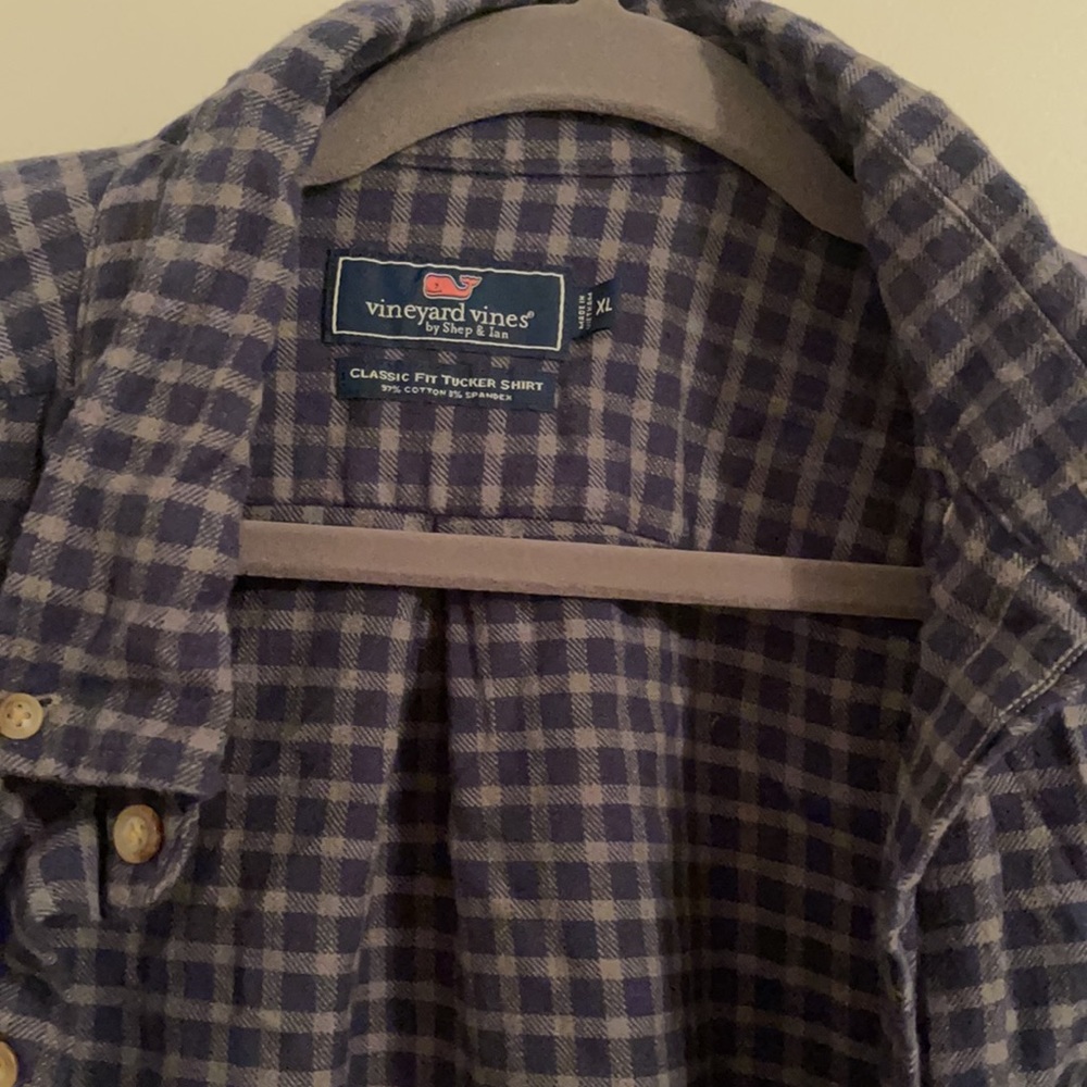 Vineyard Vines Button Down Plaid - image 4